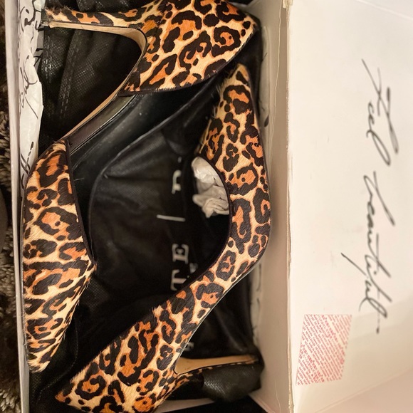 Cheetah Pumps Whitehouse Blackmarket - Picture 4 of 5
